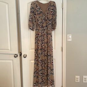 Small shop Jodifl Maxi Dress
